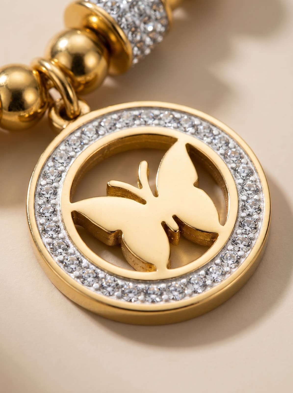 Pulseira Charm Borboleta Strass Dourada Aço Inox 316L — imagem 3