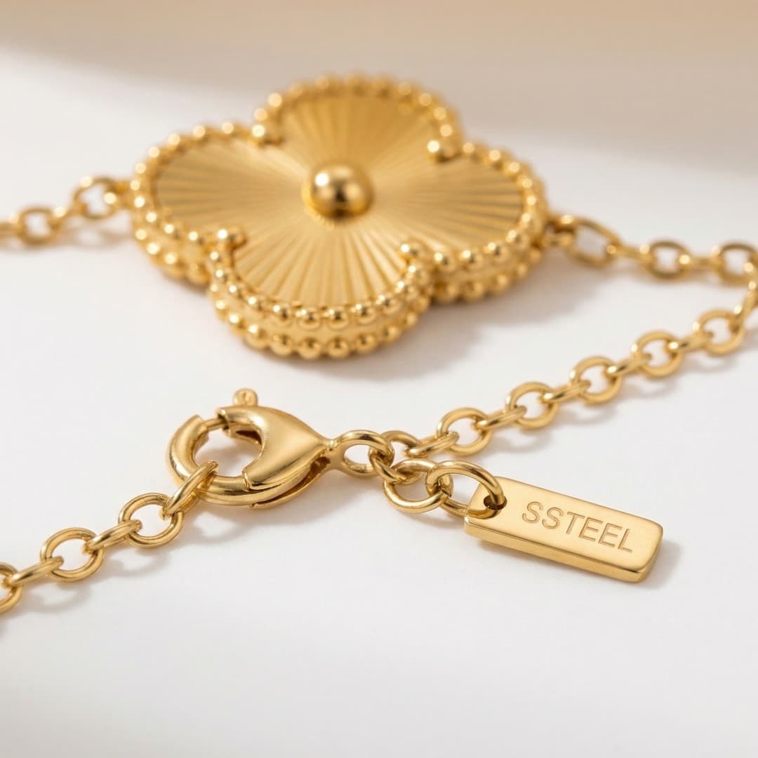 Colar Trevo Quatro Folhas Dourado raio-de-sol Dourado Aço Inox 316L Feminino — imagem 3
